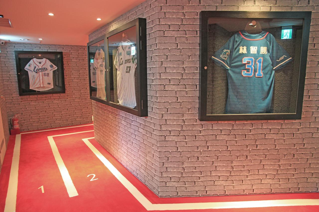 La Hotel-Baseball Theme Hall Kaohsiung Exterior photo